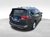 Used 2020 Chrysler Pacifica Touring-L image 6