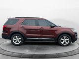 Used 2016 Ford Explorer XLT w/ Equipment Group 202A image 2