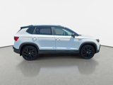 Certified 2024 Volkswagen Taos SE image 2