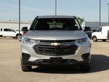Used 2020 Chevrolet Traverse LS image 2