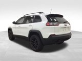Used 2022 Jeep Cherokee Latitude image 3
