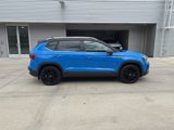 Used 2023 Volkswagen Taos SE w/ Panoramic Sunroof Package image 4