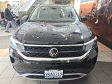 Certified 2024 Volkswagen Taos SE image 3