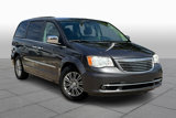 Used 2015 Chrysler Town & Country Touring-L w/ Driver Convenience Group image 2