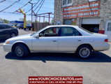 Used 2001 Toyota Camry LE image 2
