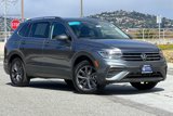 Certified 2022 Volkswagen Tiguan SE image 2
