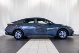 Used 2024 Hyundai Elantra SE image 3