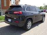 Used 2015 Jeep Cherokee Latitude w/ Comfort/Convenience Group image 4