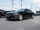 Used 2017 Dodge Charger SE image 3