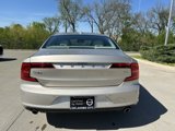Used 2018 Volvo S90 T5 Momentum w/ Convenience Package image 4
