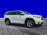 Used 2015 Toyota Highlander XLE image 2