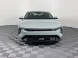 New 2025 Kia K4 LXS image 3