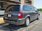 Used 2015 Chrysler Town & Country Touring image 6