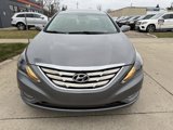 Used 2012 Hyundai Sonata SE w/ Navigation & Sunroof Pkg image 2