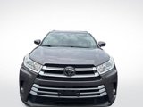 Used 2017 Toyota Highlander AWD V6 image 2