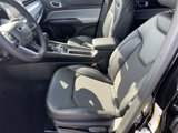 New 2025 Jeep Compass Latitude image 4