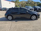 Used 2023 Toyota Corolla SE image 3