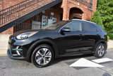 Used 2022 Kia Niro EX image 2
