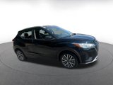 Used 2024 Nissan Kicks SV image 2