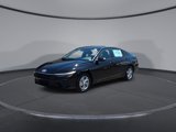 New 2025 Hyundai Elantra SE image 4