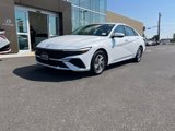 Certified 2025 Hyundai Elantra SE w/ Cargo Package image 3
