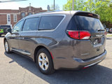 Used 2018 Chrysler Pacifica Touring-L image 4