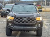 Used 2021 Toyota Tacoma TRD Off-Road image 2