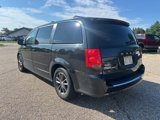 Used 2017 Dodge Grand Caravan SXT image 6