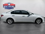 Used 2011 Hyundai Genesis 3.8 image 2