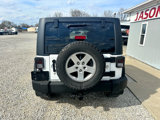 Used 2012 Jeep Wrangler Unlimited Rubicon image 6