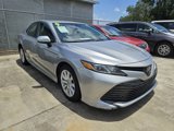Used 2019 Toyota Camry LE image 3