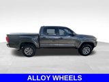 Used 2016 Toyota Tacoma SR5 image 3