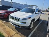 Used 2017 Jeep Cherokee Limited image 3