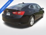 Used 2016 Chevrolet Malibu LT w/ Leather Package image 4