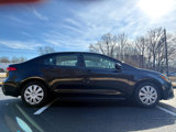 Used 2022 Toyota Corolla LE image 4