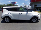 Used 2020 Kia Soul LX image 2