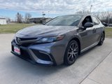 Used 2023 Toyota Camry SE image 2
