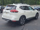Used 2018 Nissan Rogue SL w/ Premium Package image 2