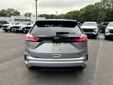 Certified 2024 Ford Edge SE w/ Black Appearance Package image 5