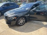 Used 2017 Jaguar XE Premium image 3