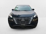 Used 2024 Nissan Rogue SV image 2
