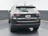 Used 2024 Jeep Compass Latitude image 4