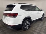 New 2025 Volkswagen Atlas SE image 3
