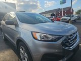 Used 2020 Ford Edge SE image 2