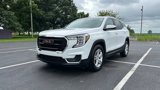 Used 2022 GMC Terrain SLE w/ Driver Convenience Package image 3