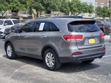 Used 2017 Kia Sorento L image 4
