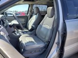 Used 2012 Chevrolet Traverse LT image 2