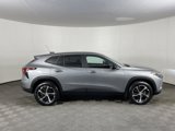 Used 2024 Chevrolet Trax RS image 5