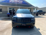 Used 2019 Jeep Grand Cherokee Trailhawk w/ Trailhawk Luxury Group image 2