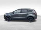 Used 2017 Ford Escape SE w/ Equipment Group 201A image 3